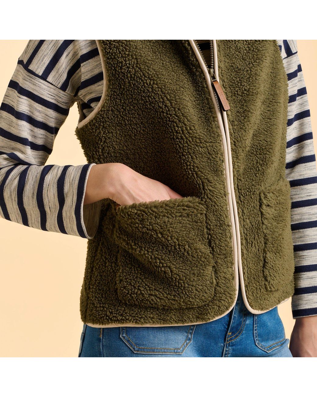 Brakeburn Green Snug Teddy Fleece Hooded Gilet