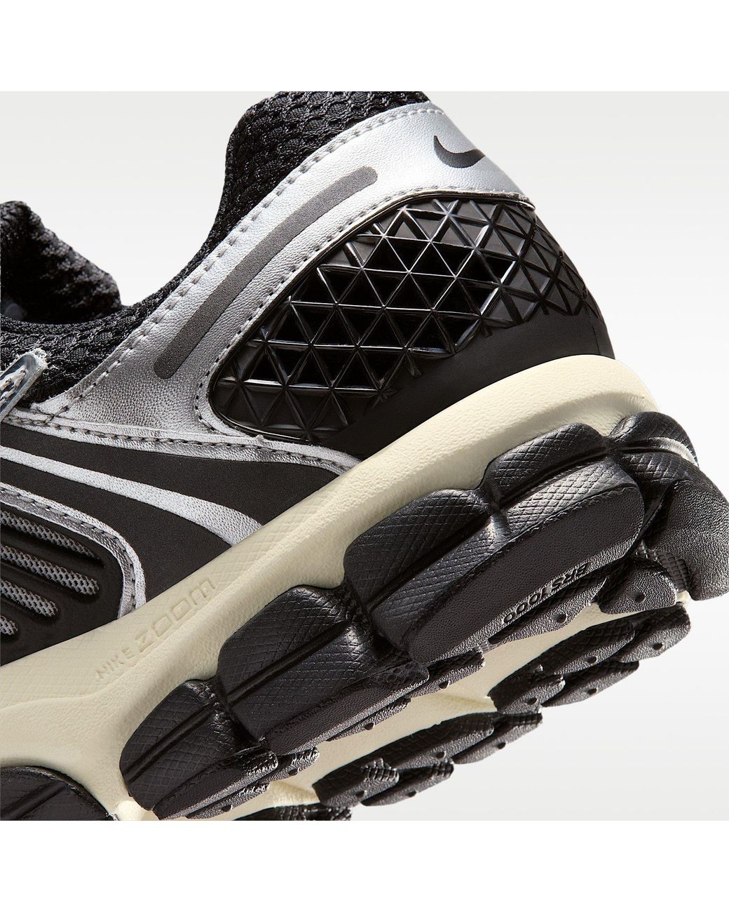 Nike Black Zoom Vomero 5 Trainers for men