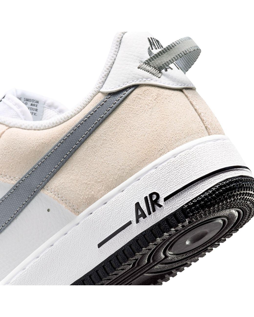 Nike White Air Force 1 07 Lv8 Trainers for men