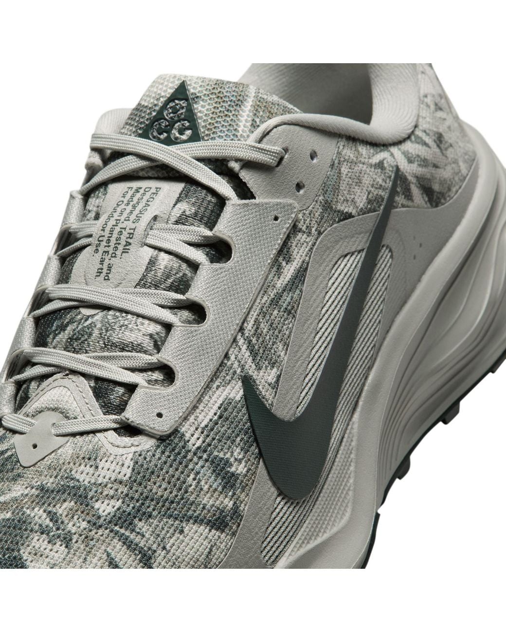 Nike Gray Pegaus 42S Running Shoes for men
