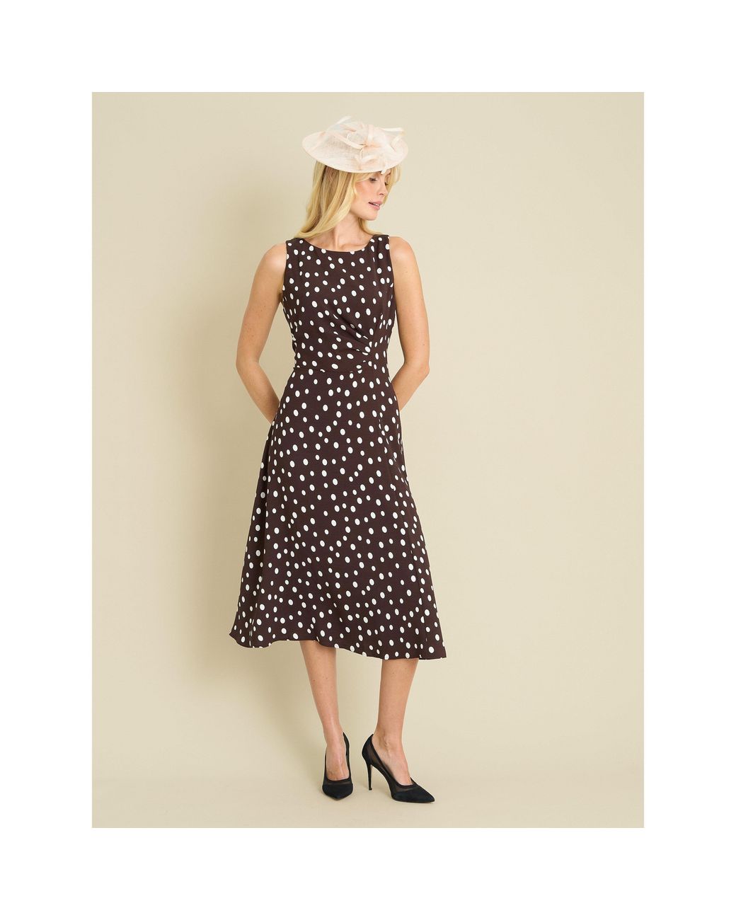 Gina Bacconi Natural Lacinda Sleeveless Shift Dress