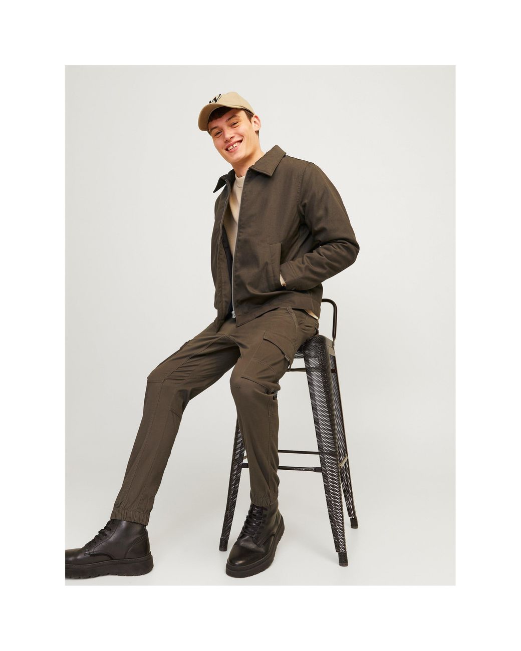 Jack & Jones Brown And Paul Cargo Ribbed Hem Straight Leg Pants for men