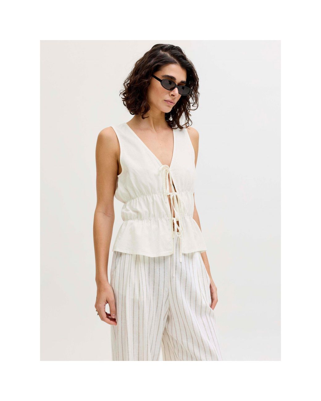JJXX White Linen Blend Short Sleeve Tie Blouse