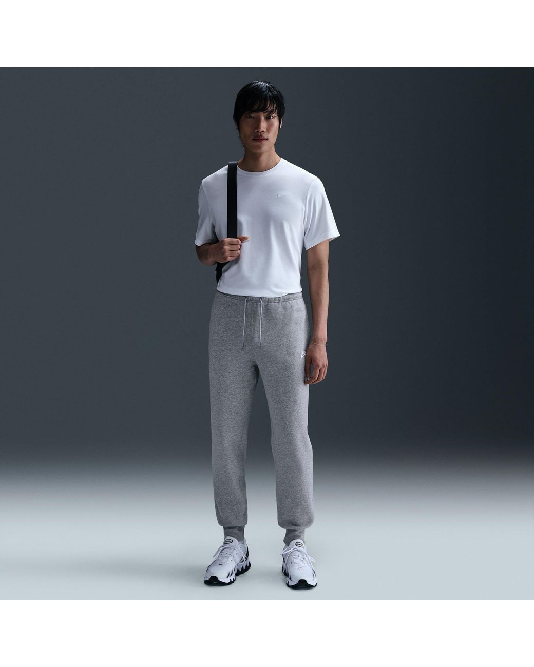 Nike Blue Sportswear Club Fleece Jogging Pants for men