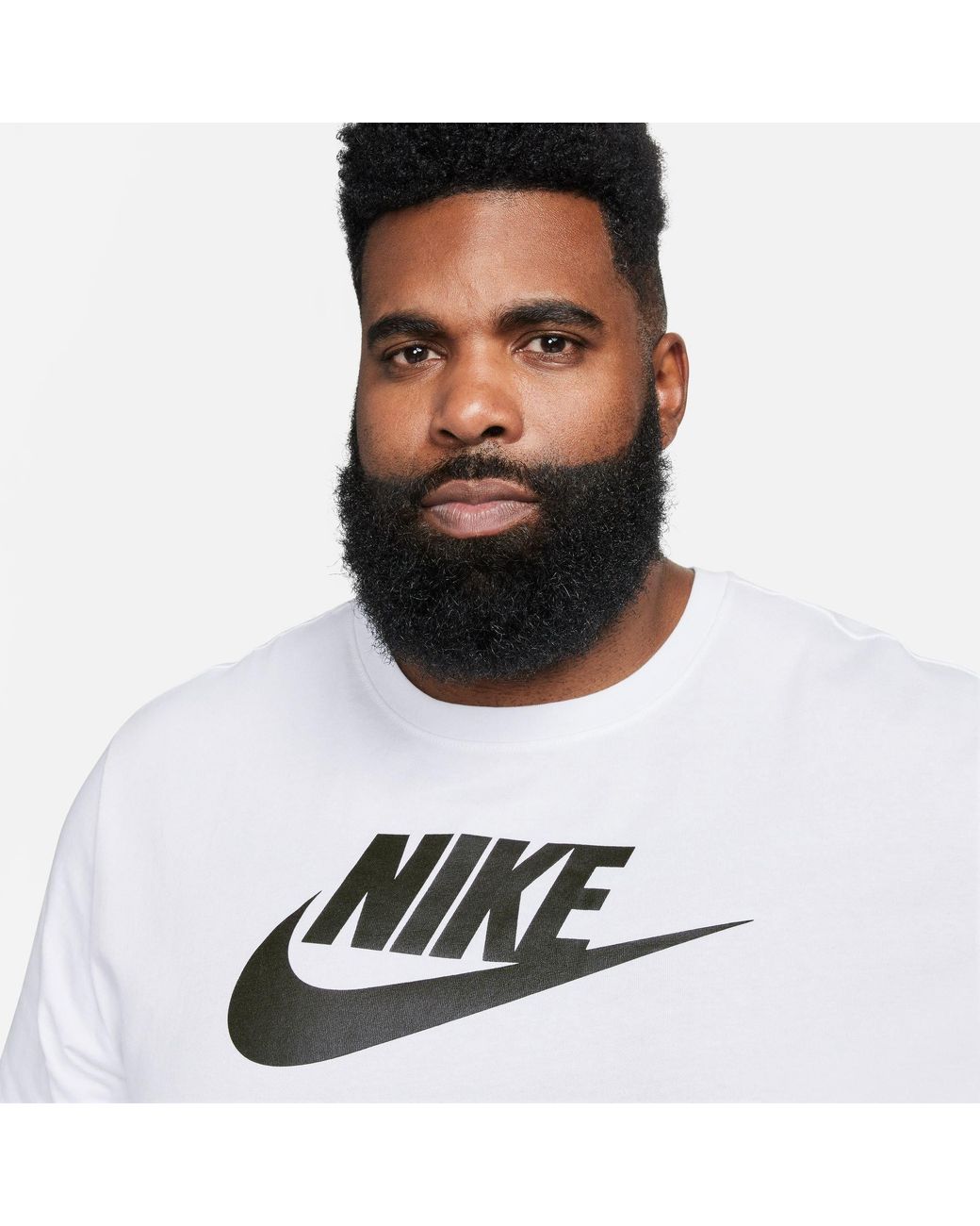 Nike White Sportswear Club T-Shirt for men