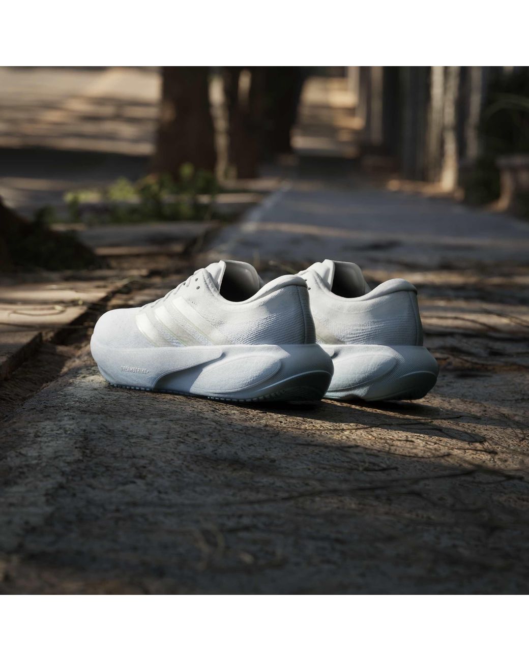 Adidas Blue Supernova Rise 3