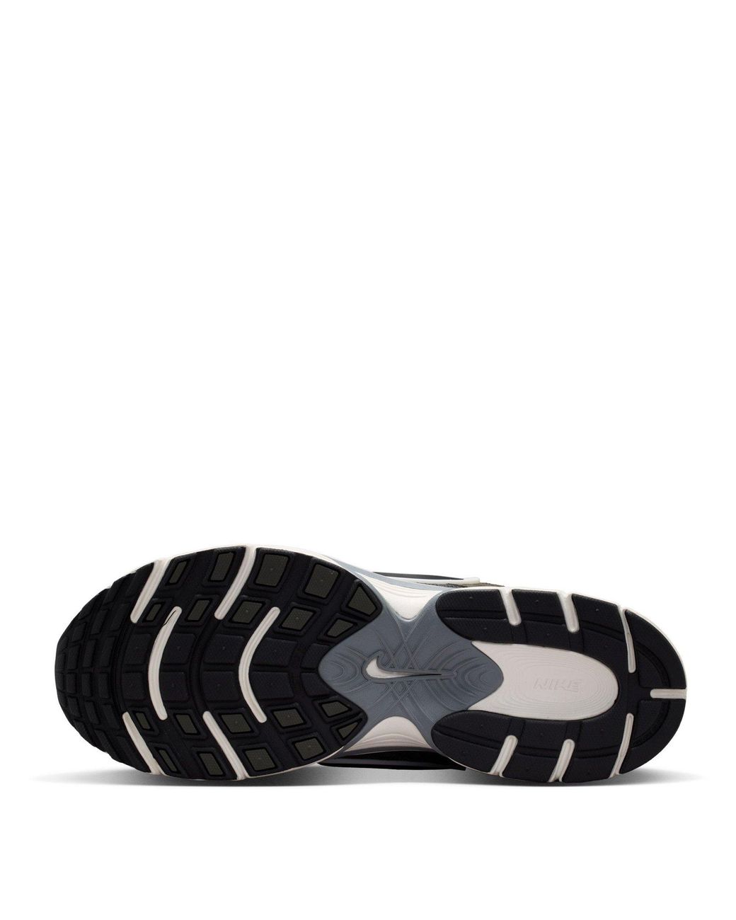 Nike Gray V5 Rnr Shoes for men