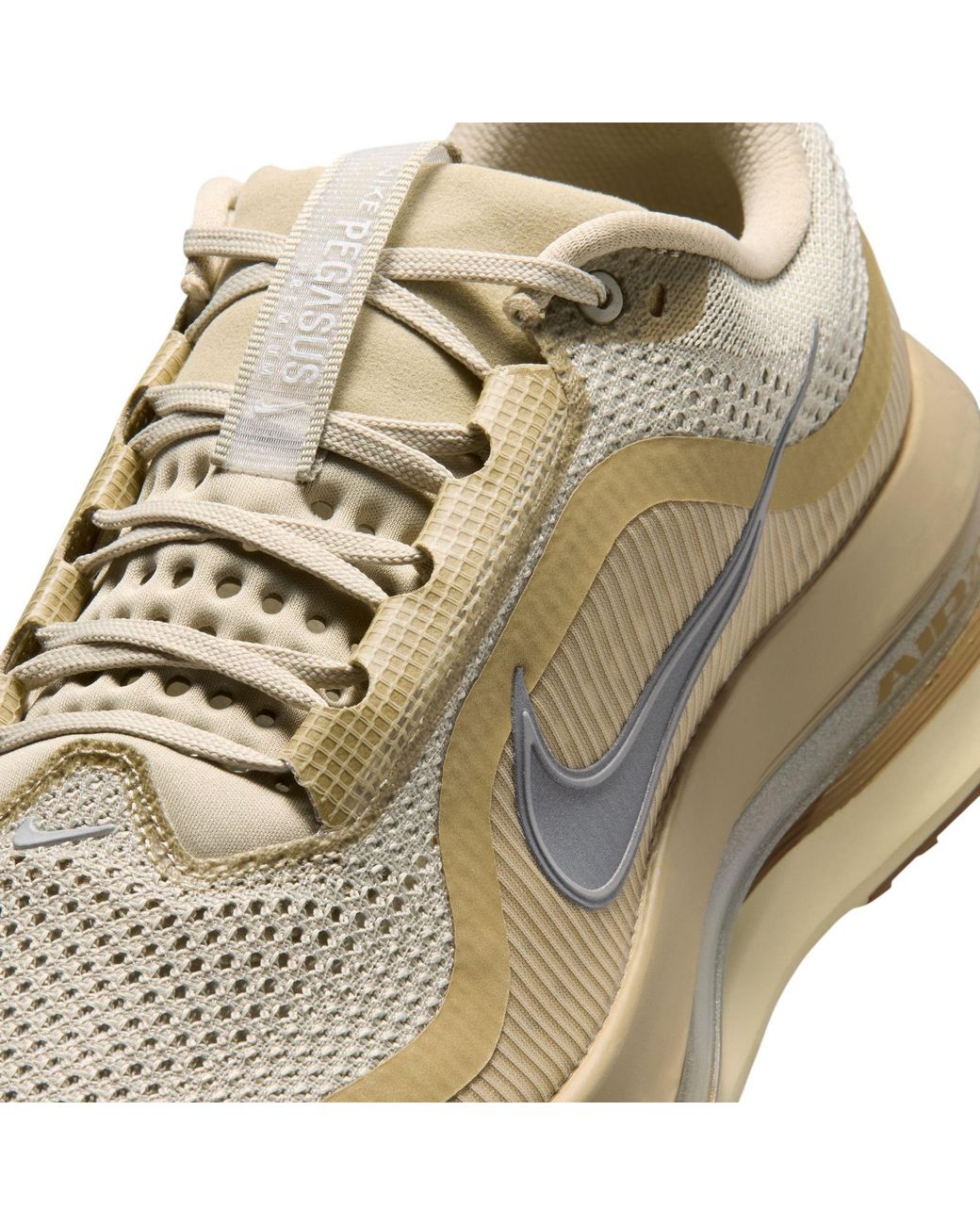 Nike Brown Pegasus Premium Road Running Shoes for men