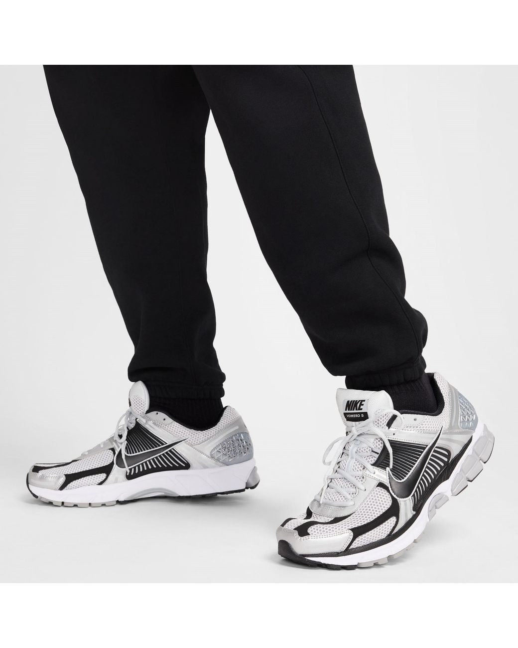 Nike Black Sportswear Club Fleece Cargo Pants for men