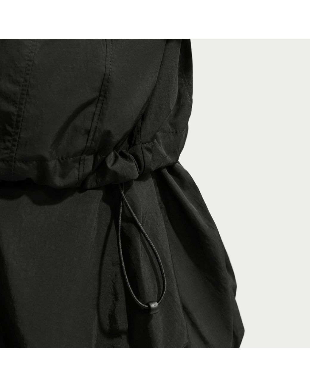 Nike Black Sportswear Wvn