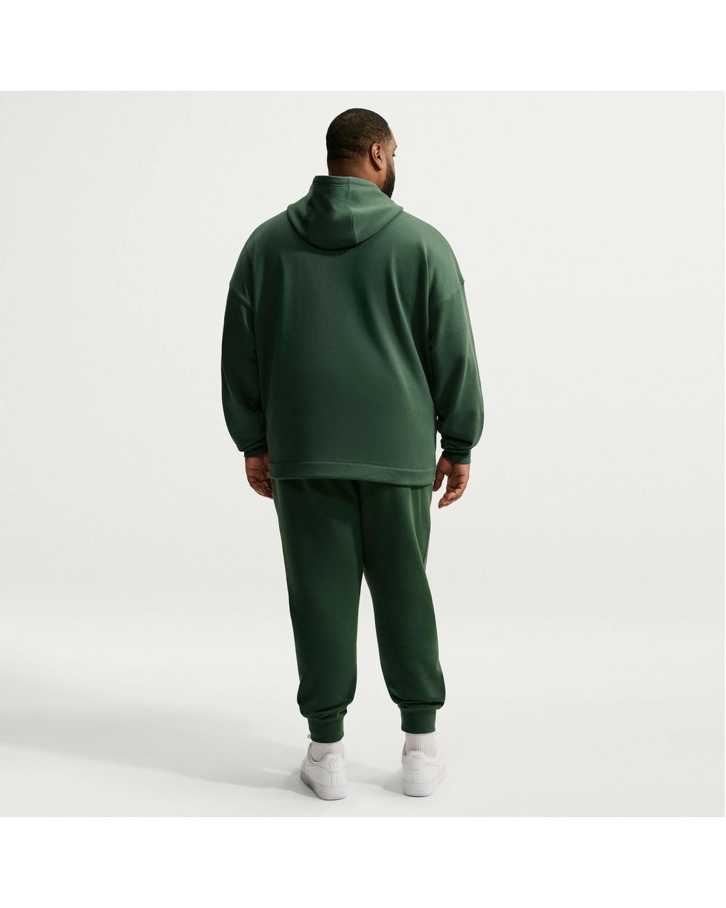 Nike Green Sportswear Club Fleece Jogging Pants for men