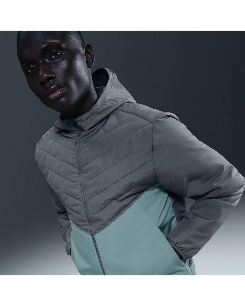 Nike Black Synth Repel Jkt Sn54 for men