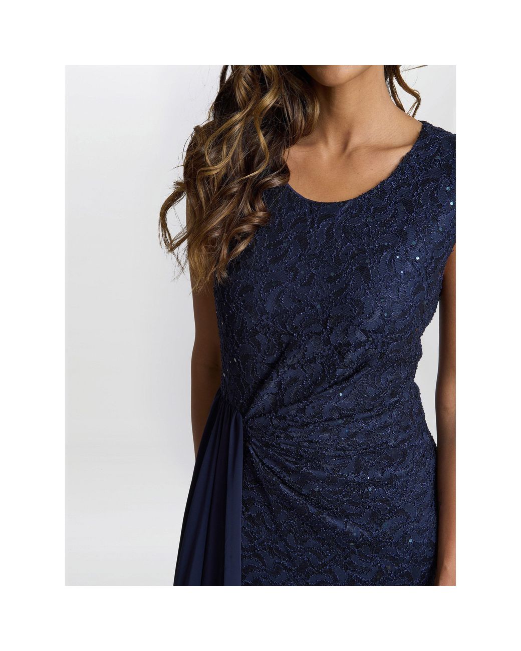 Gina Bacconi Blue Everlee Lace Shift Dress