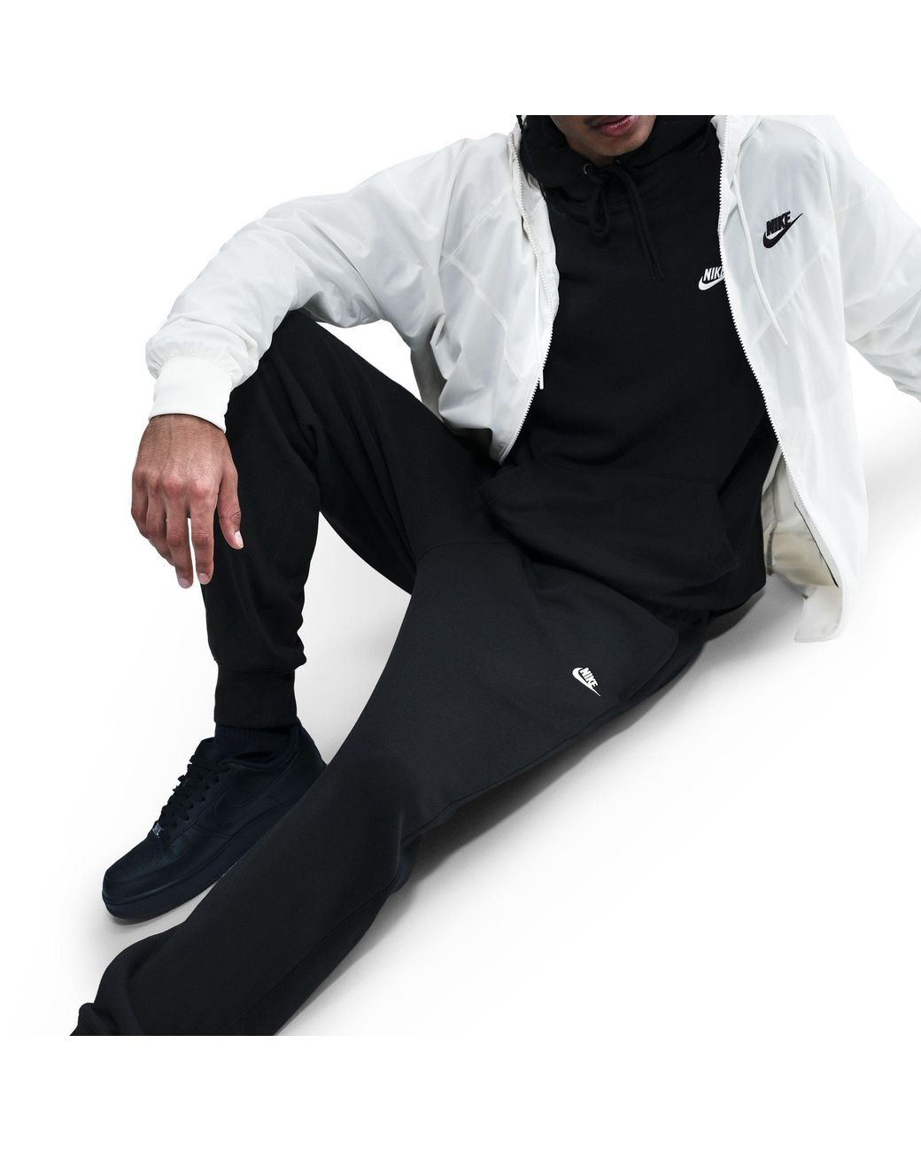 Nike Black Sportswear Club Fleece Jogging Pants for men