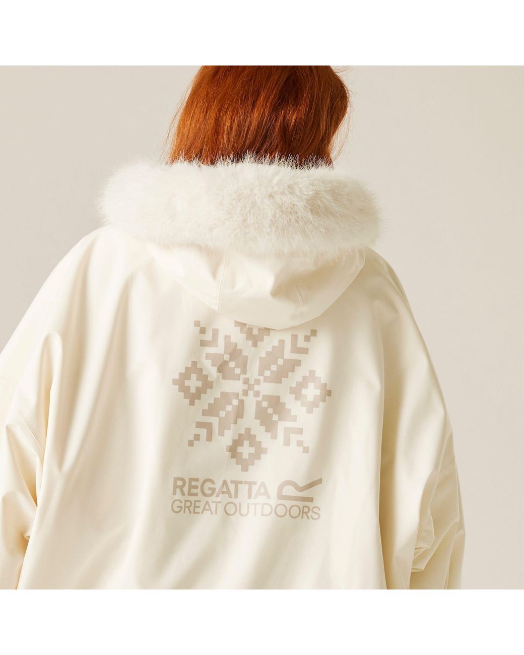 Regatta Natural Adult Waterproof Changing Robe Pro