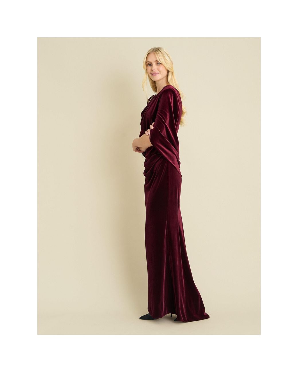 Gina Bacconi Red Shakira Velvet Maxi Dress With Back Piece