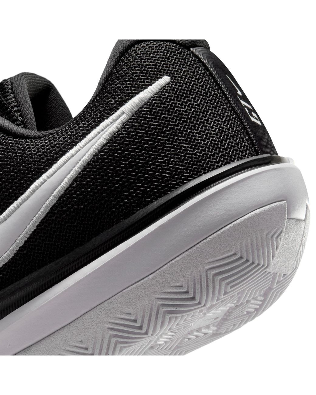 Nike Black Basketball Trainers for men