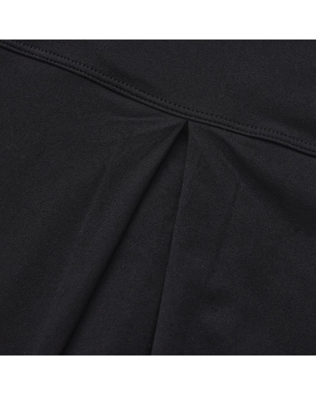 La Gear Black Essential Pleat-Back T-Shirt