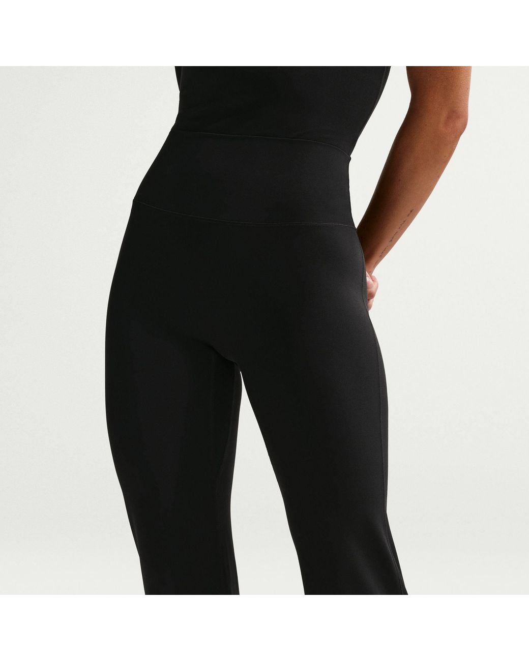 Nike Black Zenvy Flared High-Waisted Skinny-Fit Leggings