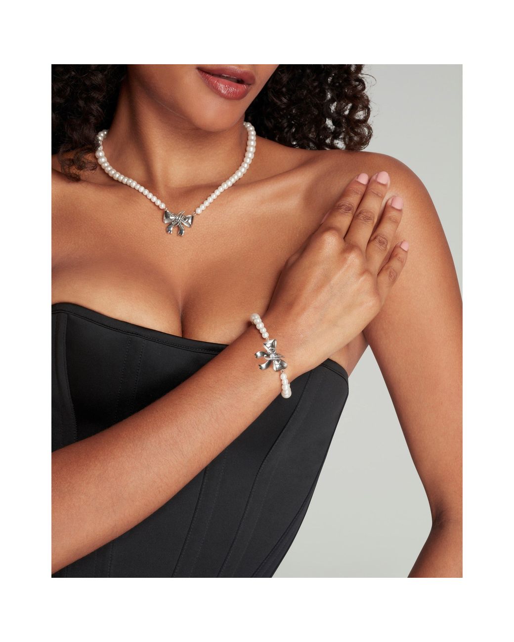 Agent Provocateur White Beki Pearl Bow Bracelet