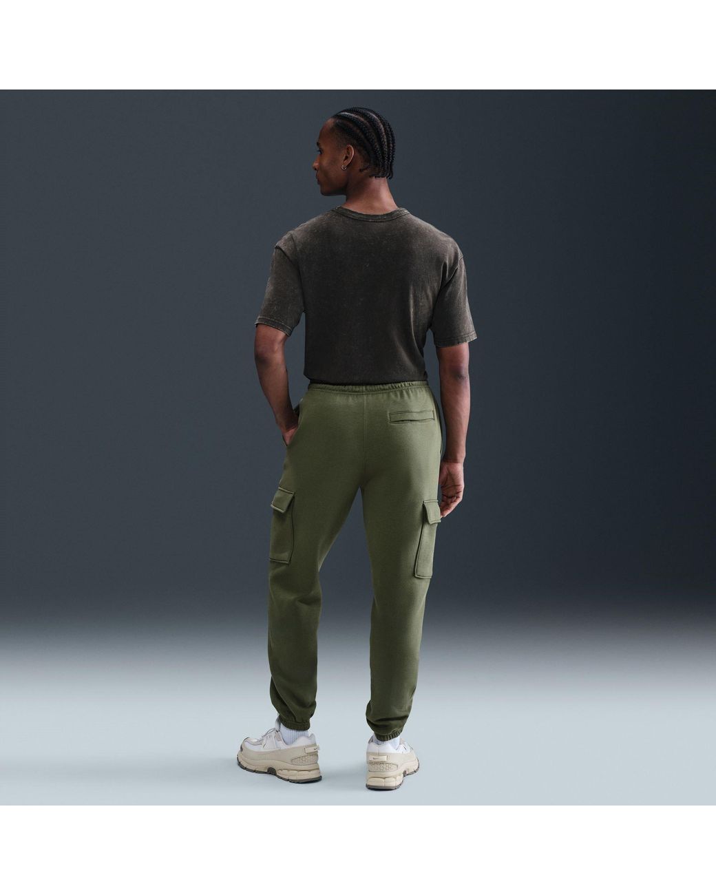 Nike Green Sportswear Club Fleece Cargo Pants for men
