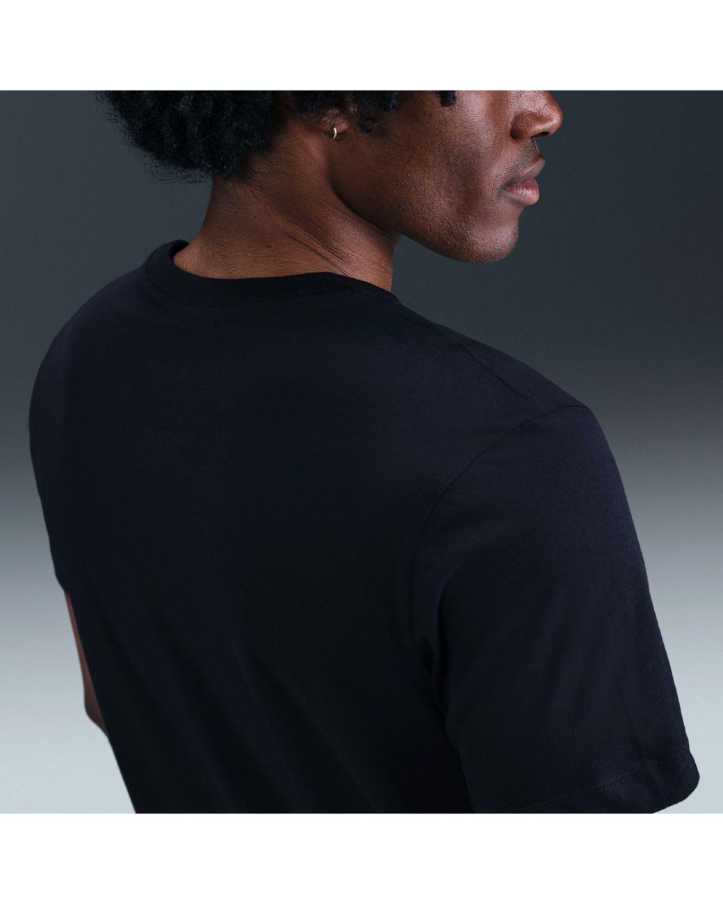 Nike Blue Sportswear Club T-Shirt for men