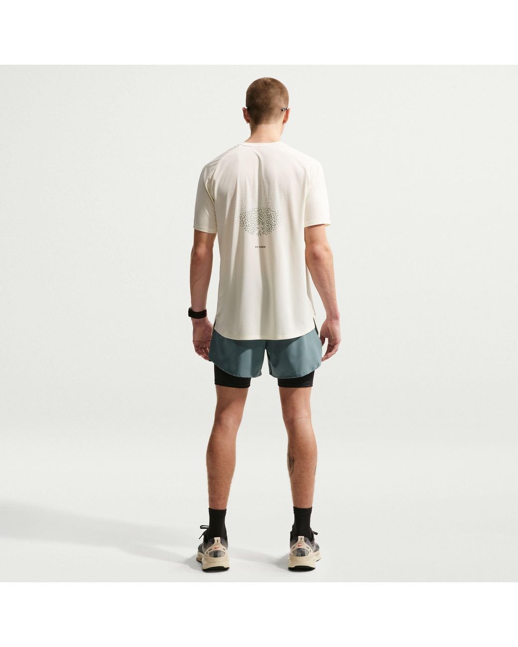 Nike Blue Stride 5In Performance Shorts for men