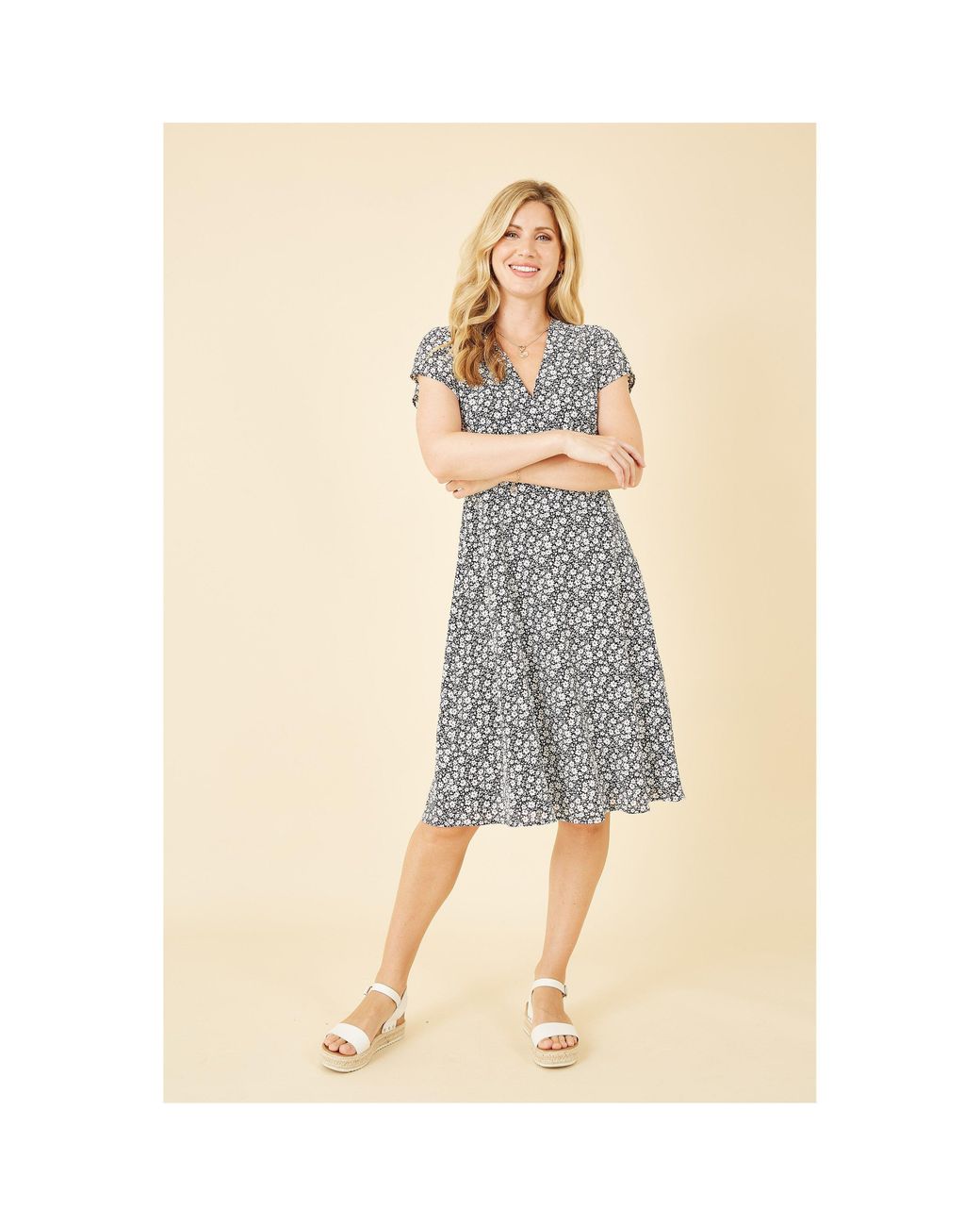 Yumi' Black Ditsy Floral Print Tea Dress