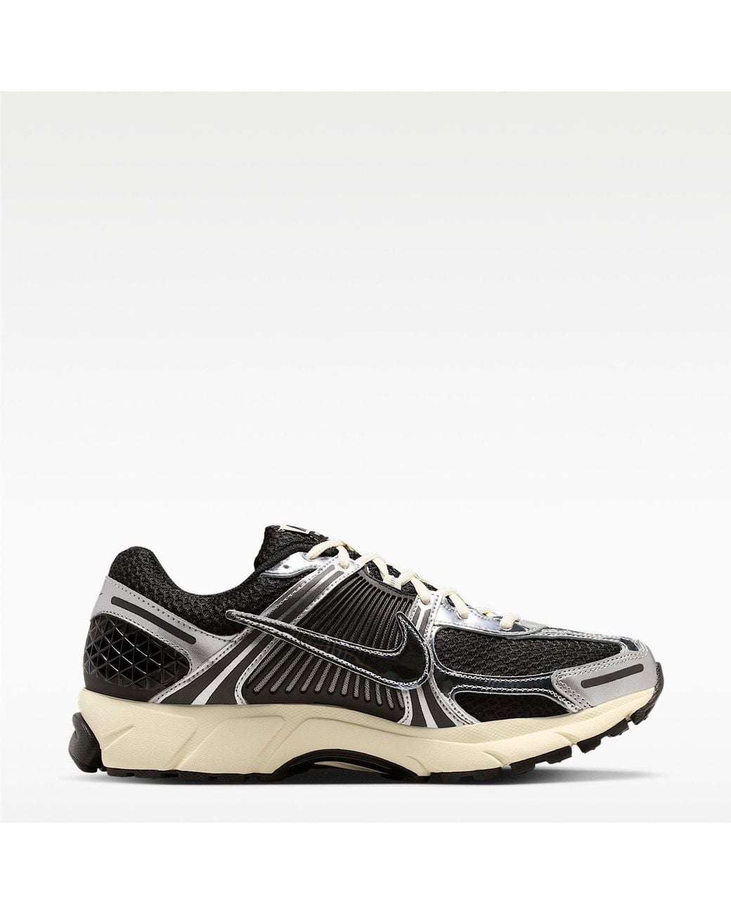 Nike Black Zoom Vomero 5 Trainers for men