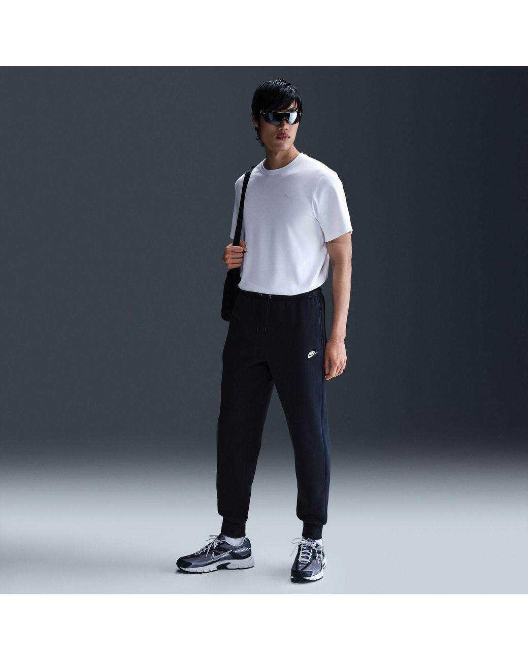 Nike Blue Sportswear Club Fleece Jogging Pants for men
