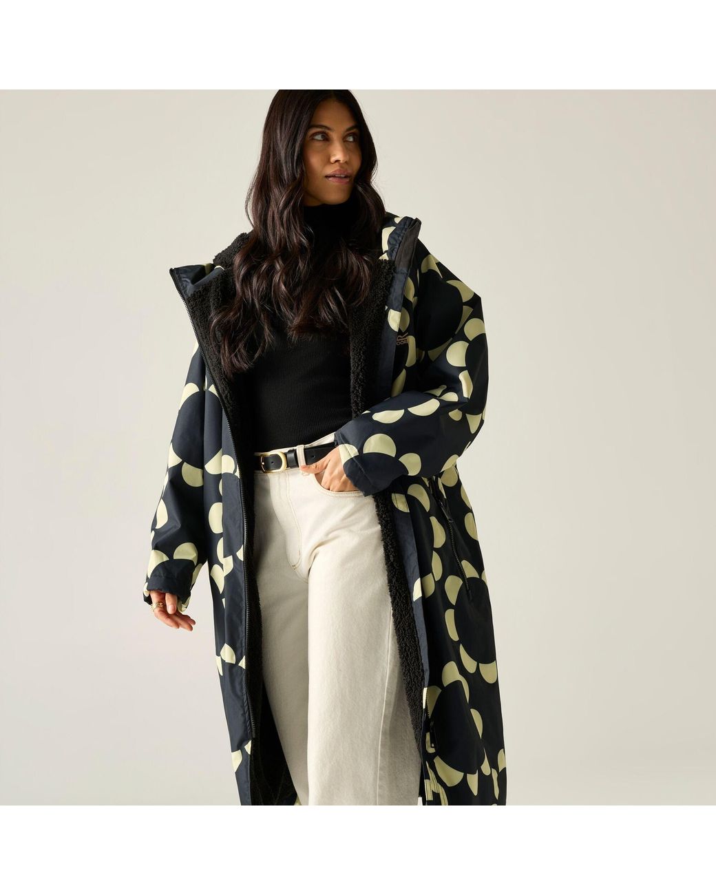 Regatta Black Orla Waterproof Changing Robe