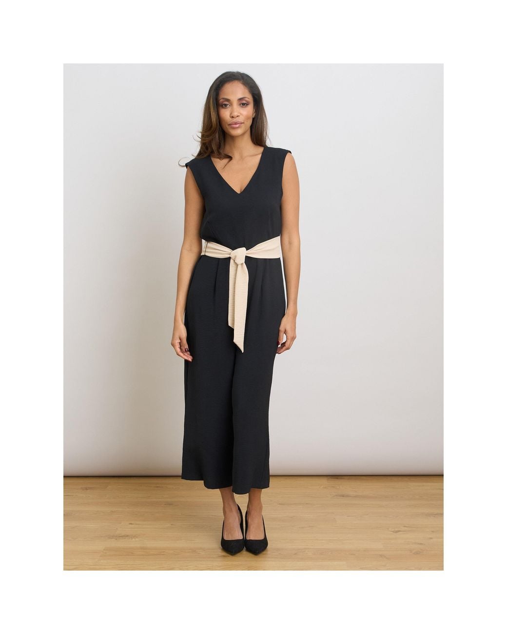 Gina Bacconi Blue Codie Sleeveless V-Neck Jumpsuit