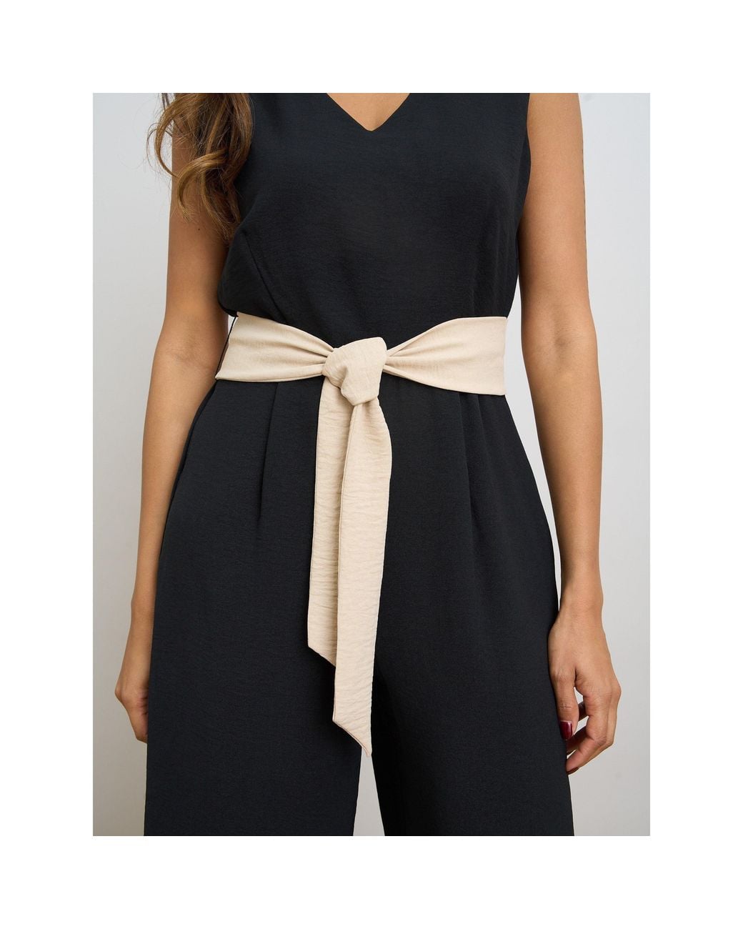 Gina Bacconi Blue Codie Sleeveless V-Neck Jumpsuit