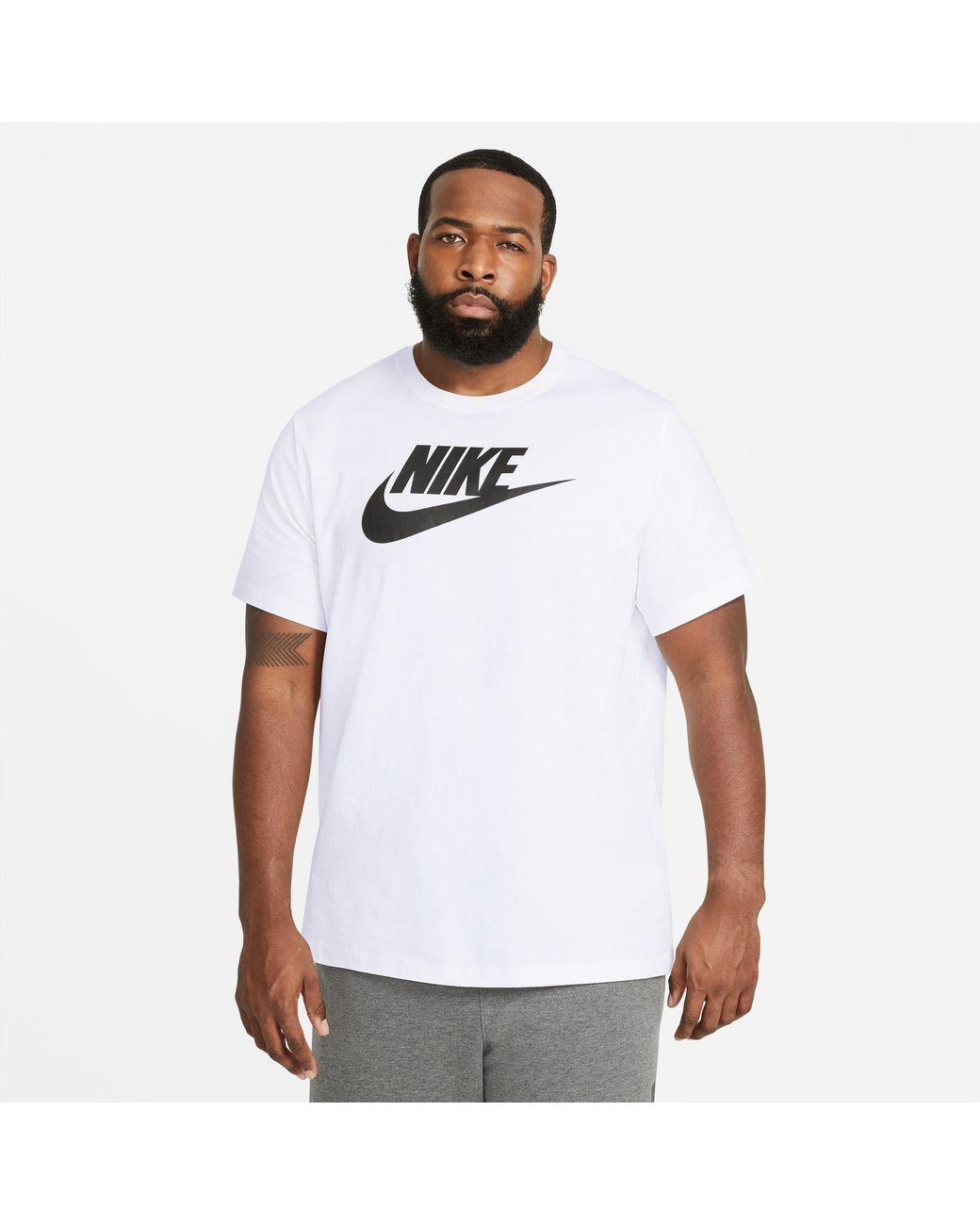 Nike White Sportswear Club T-Shirt for men