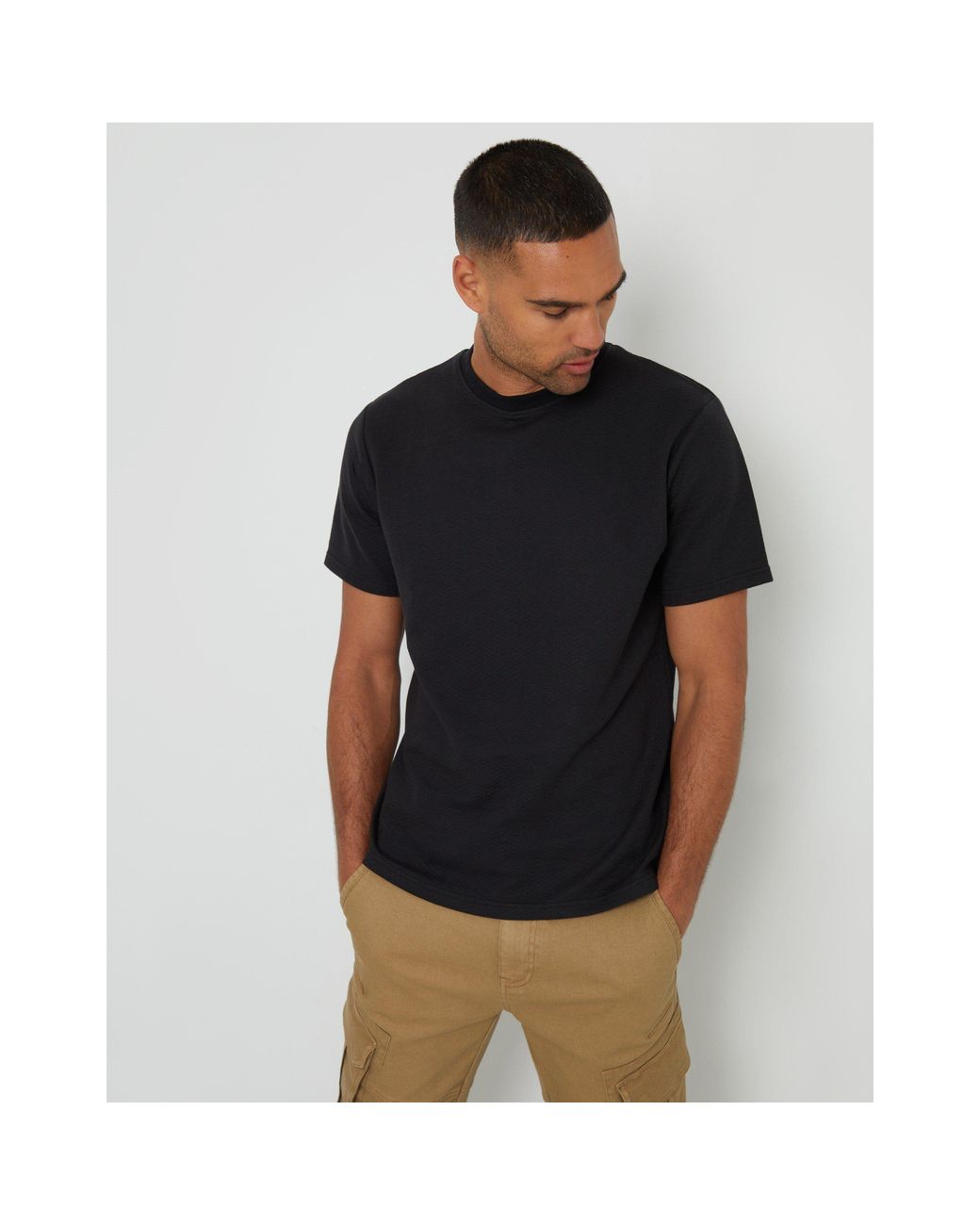 Threadbare Black Regular Fit Lynton T-Shirt for men