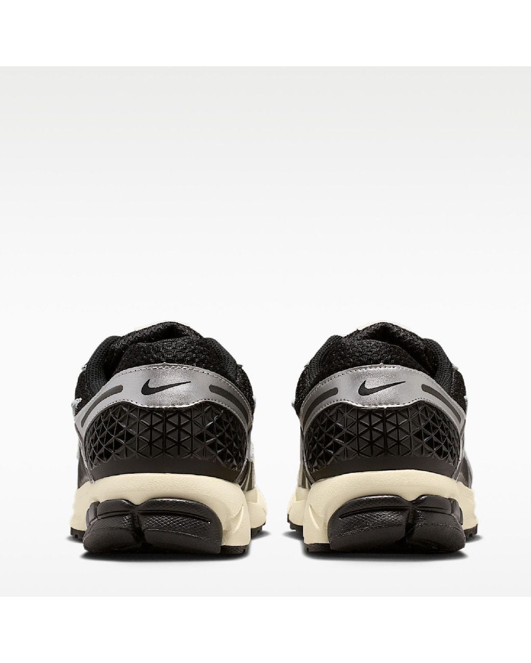 Nike Black Zoom Vomero 5 Trainers for men