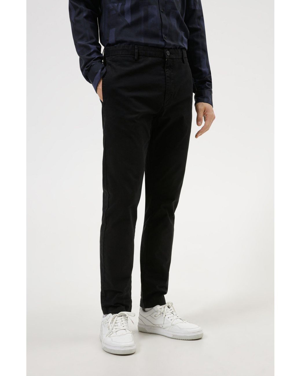 BOSS by Hugo Boss Slim Fit Chinos In Stretch Cotton Gabardine in Black