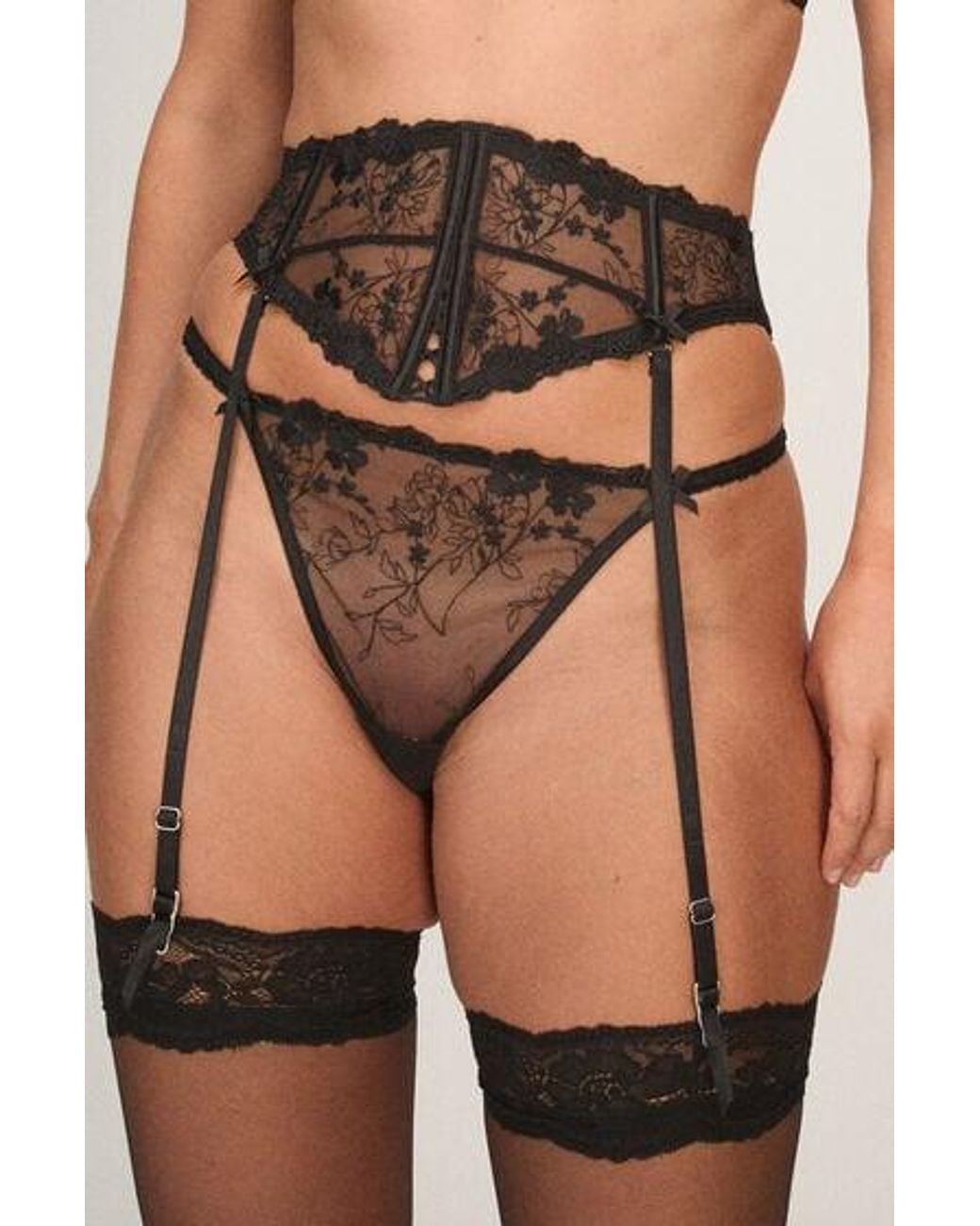 Hunkemöller Brown Peonie Waspie