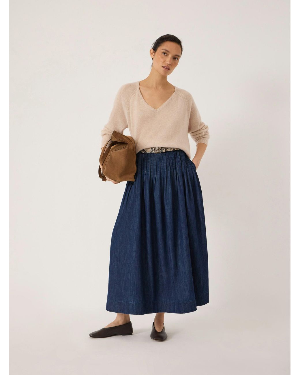 Hush Natural Constance Cashmere V Neck Jumper
