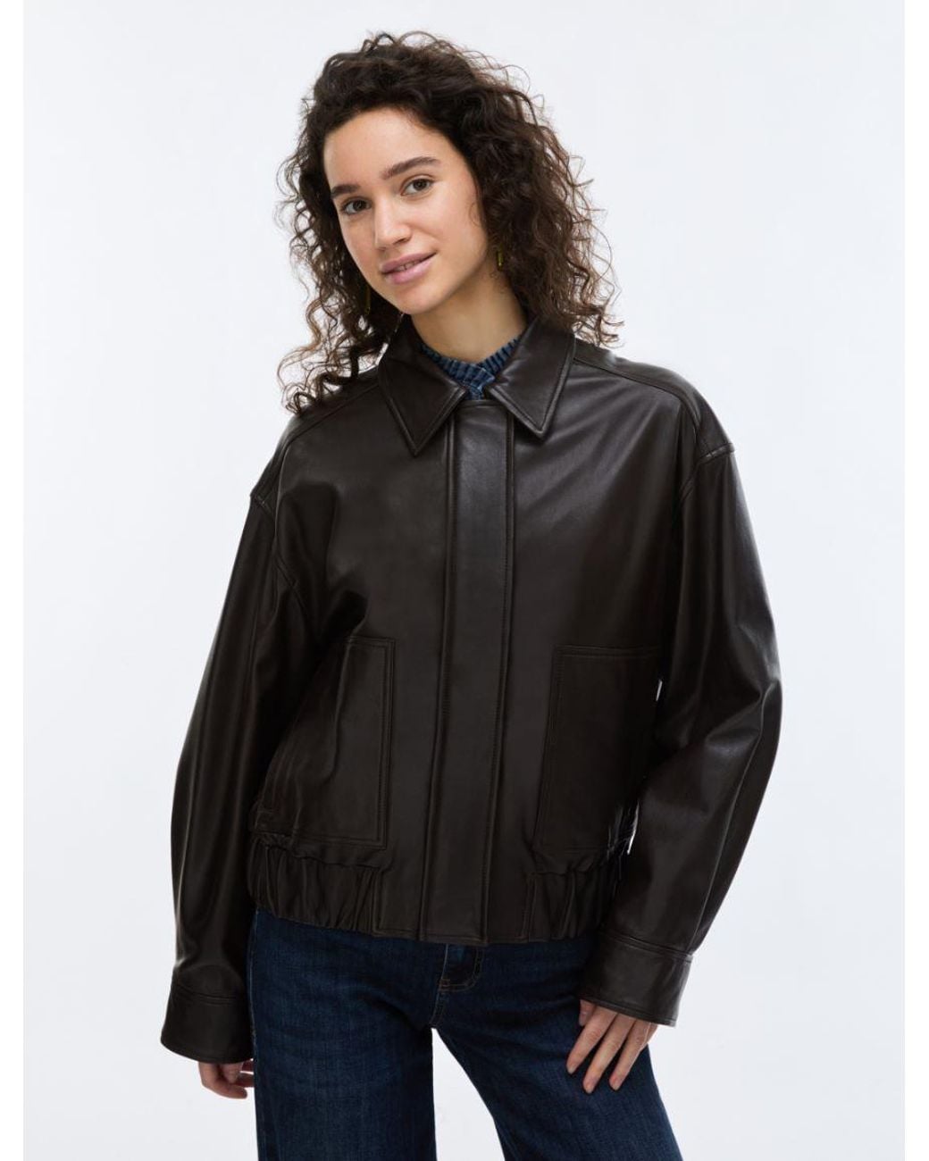 Bomber di iBlues in Black
