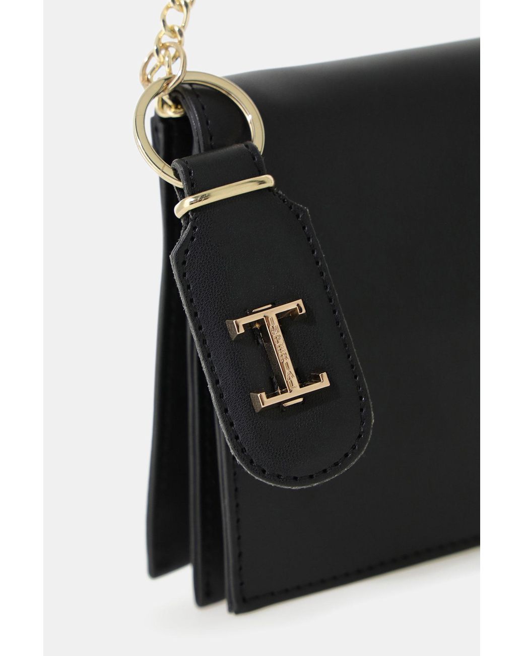 Bolso Rectangular Con Correa De Cadena Imperial de color White