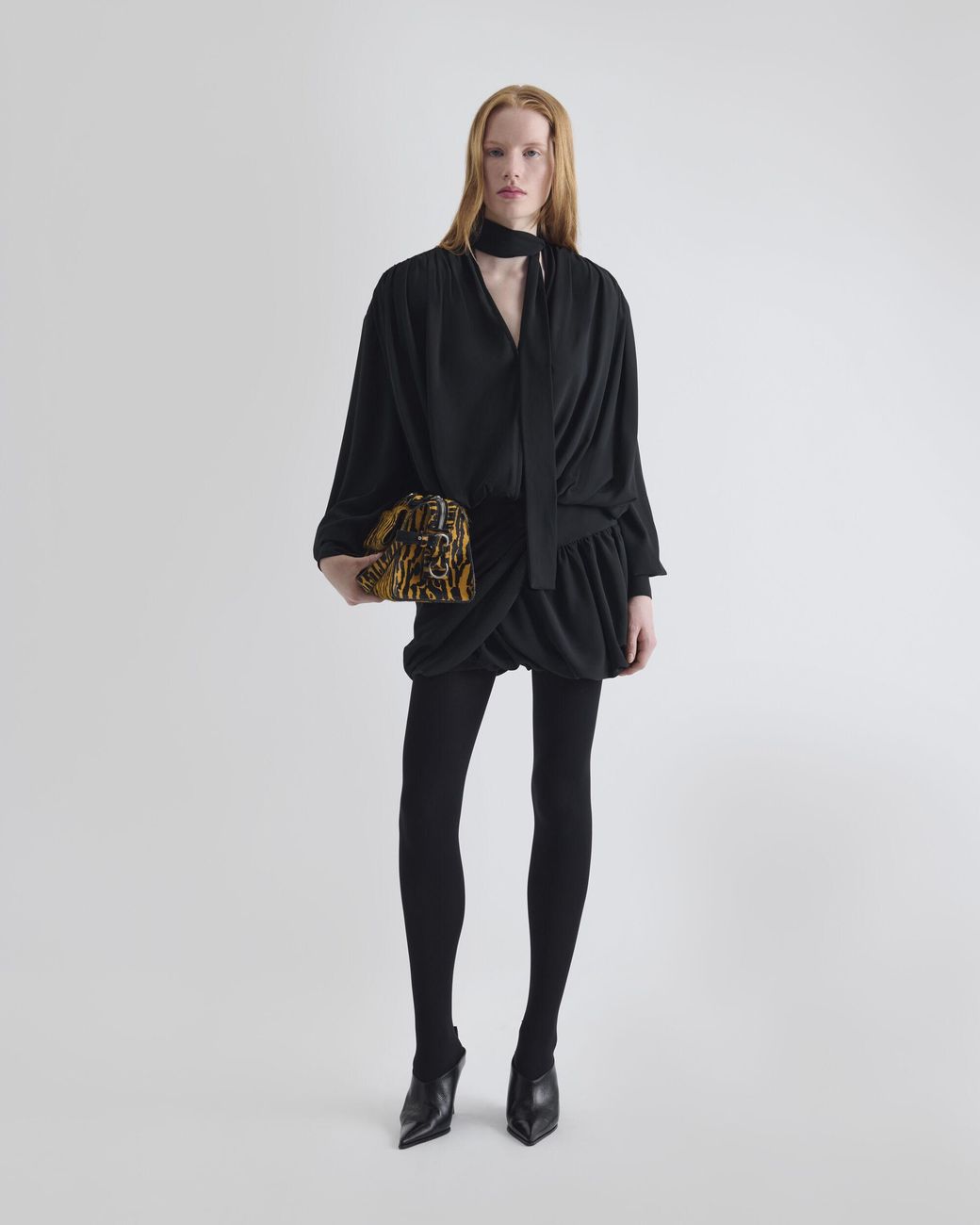 ROBE MINI DRAPÉE IRO en coloris Black