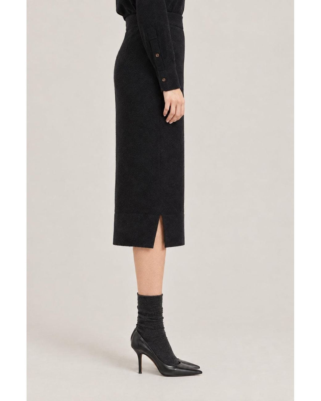 Brunello Cucinelli Black Wool Knit Midi Skirt