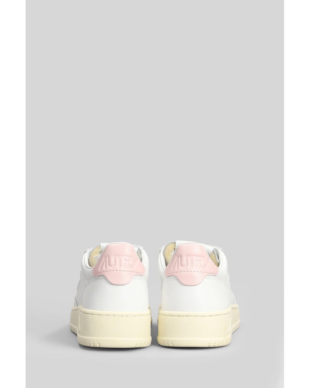 Autry White Medalist Low Sneakers