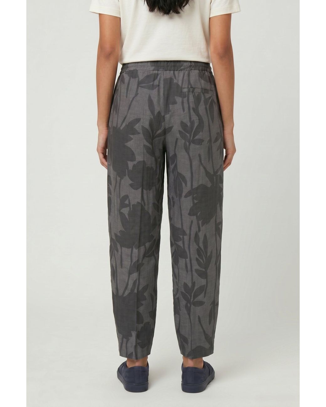Brunello Cucinelli Gray Linen Relaxed Trousers