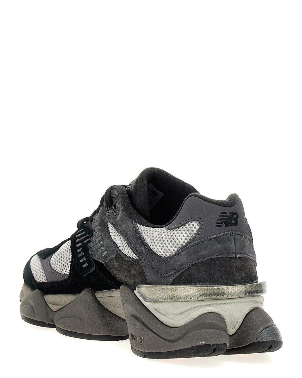 New Balance Black Sneaker