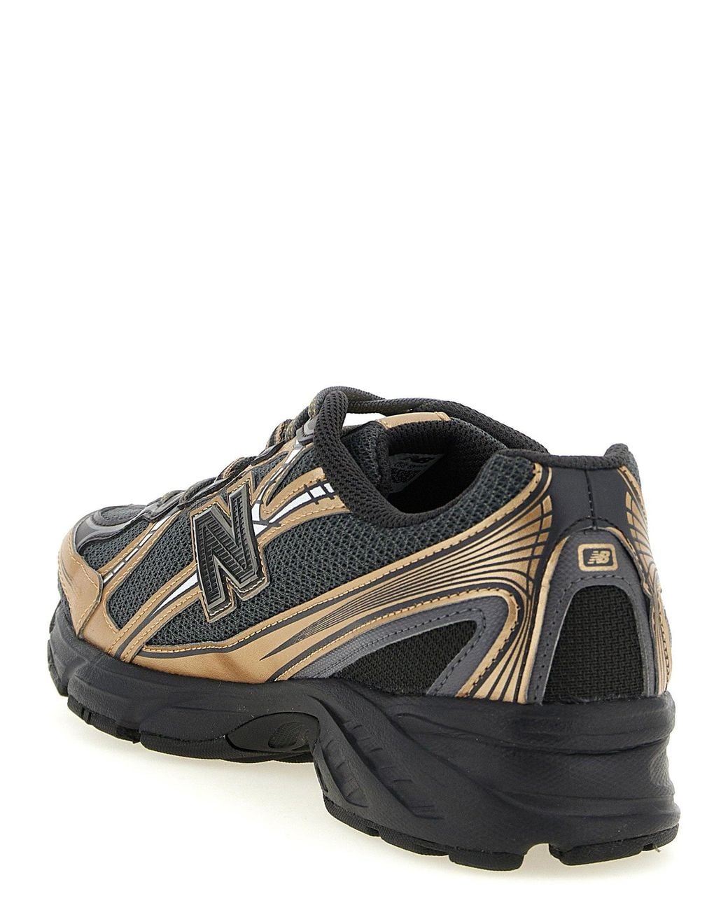 New Balance Black Sneaker