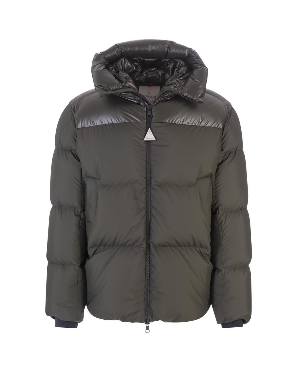 Moncler Ivy Green Damavand Short Down Jacket in Black for Men | Lyst