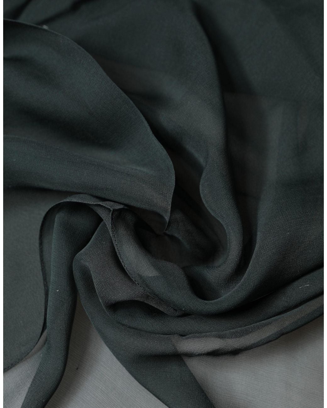 Dolce & Gabbana Green Dolce & Gabbana Silk Neck Wrap Scarf