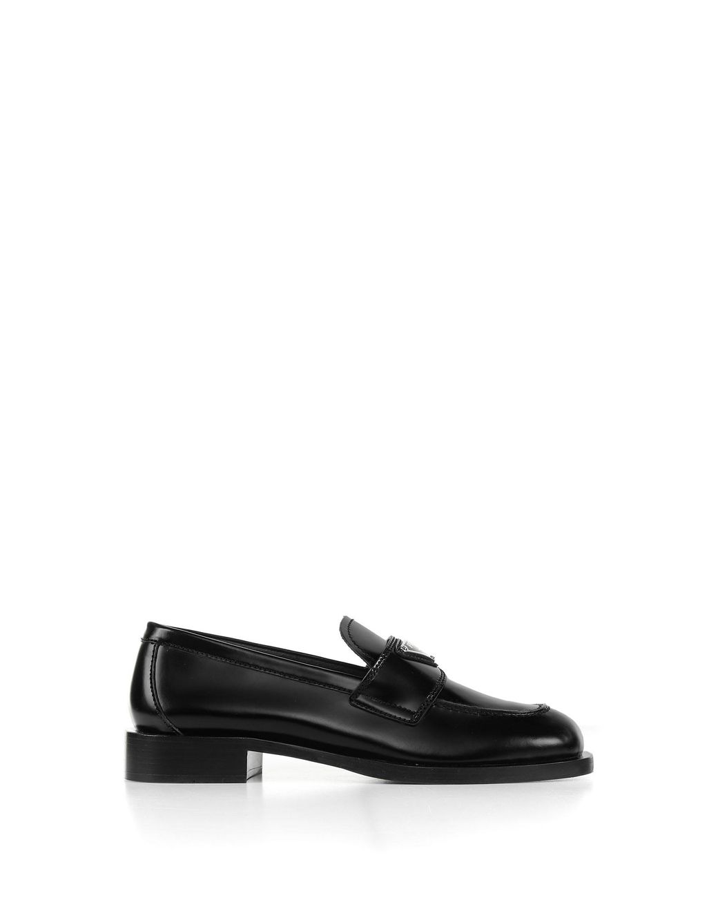 Prada Flat Shoes in Black | Lyst